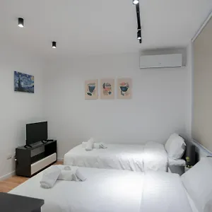 rei-apartaments-tirana.albaniahotels.org/